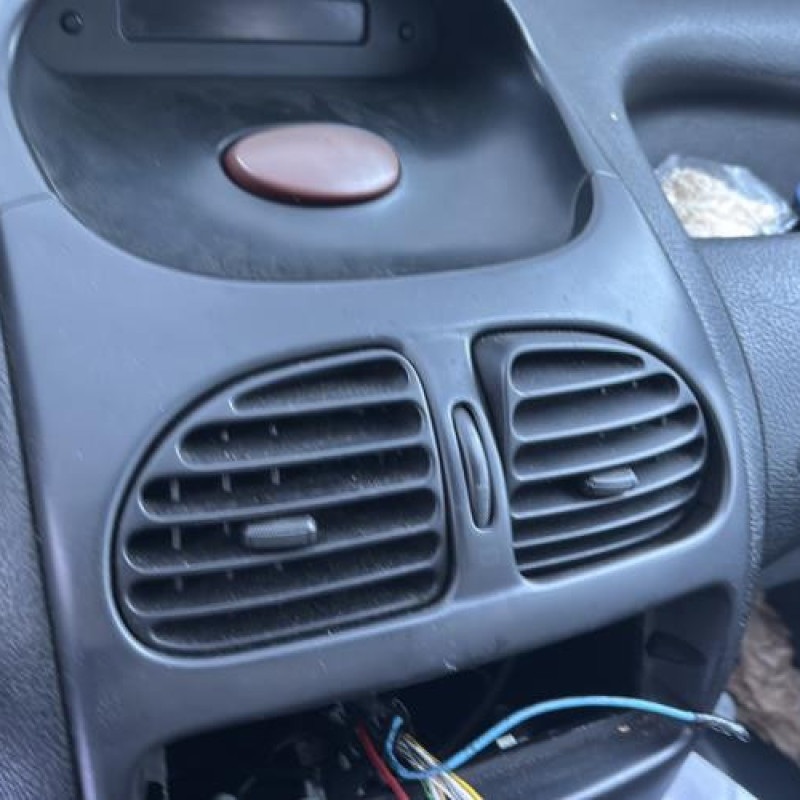 Aile avant droit PEUGEOT 206 Photo n°20