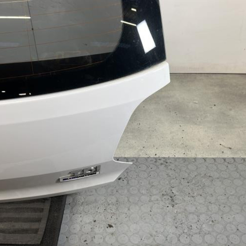 Malle/Hayon arriere VOLKSWAGEN POLO 5 Photo n°4