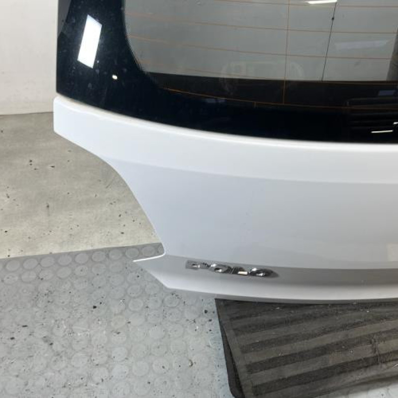 Malle/Hayon arriere VOLKSWAGEN POLO 5 Photo n°5