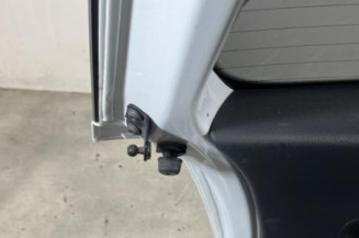 Malle/Hayon arriere VOLKSWAGEN POLO 5