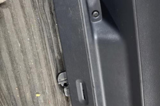 Malle/Hayon arriere VOLKSWAGEN POLO 5