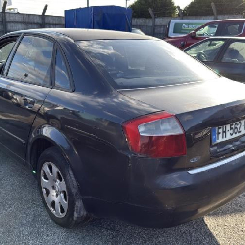 Porte avant gauche AUDI A4 2 Photo n°13