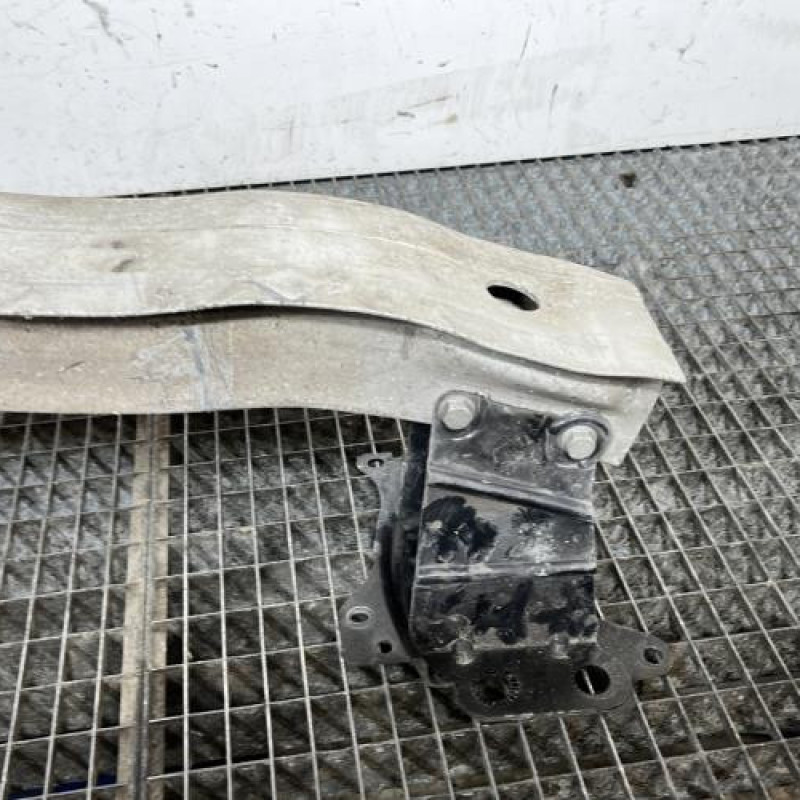 Renfort pare choc avant (traverse) AUDI A3 2 Photo n°3