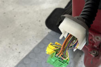 Porte avant gauche PEUGEOT 208 1