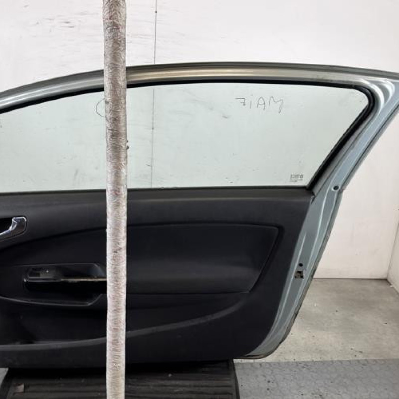 Porte avant droit OPEL CORSA D Photo n°6