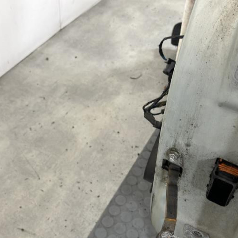 Porte avant gauche OPEL CORSA D Photo n°4