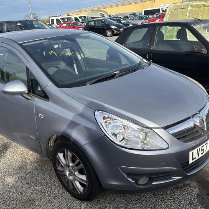 Aile avant droit OPEL CORSA D Photo n°6