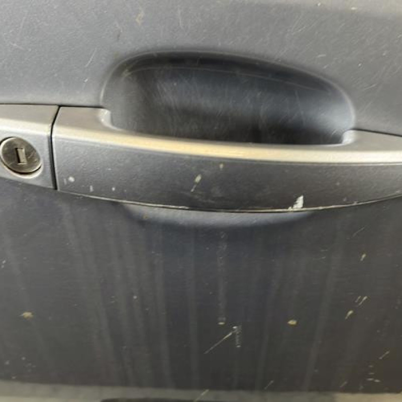 Porte avant droit OPEL CORSA D Photo n°2