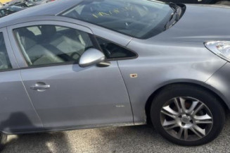 Porte avant gauche OPEL CORSA D