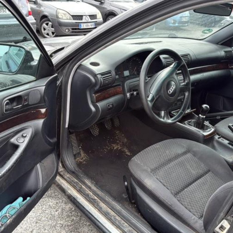 Aile avant droit AUDI A4 1 Photo n°15