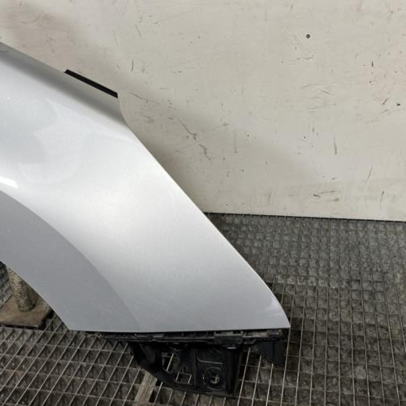 Aile avant droit PEUGEOT 5008 1 Photo n°2