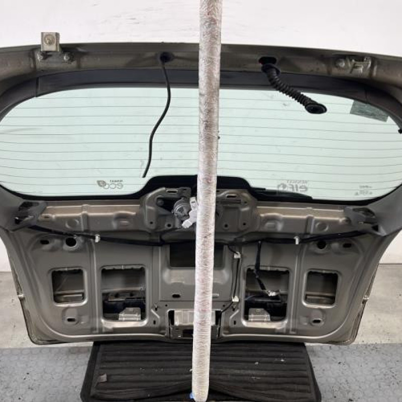 Malle/Hayon arriere RENAULT SCENIC 2 Photo n°10