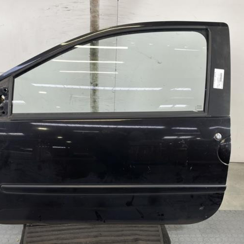 Porte avant gauche RENAULT TWINGO 2 Photo n°1