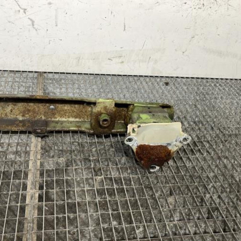 Renfort pare choc arriere (traverse) CITROEN C2 Photo n°6