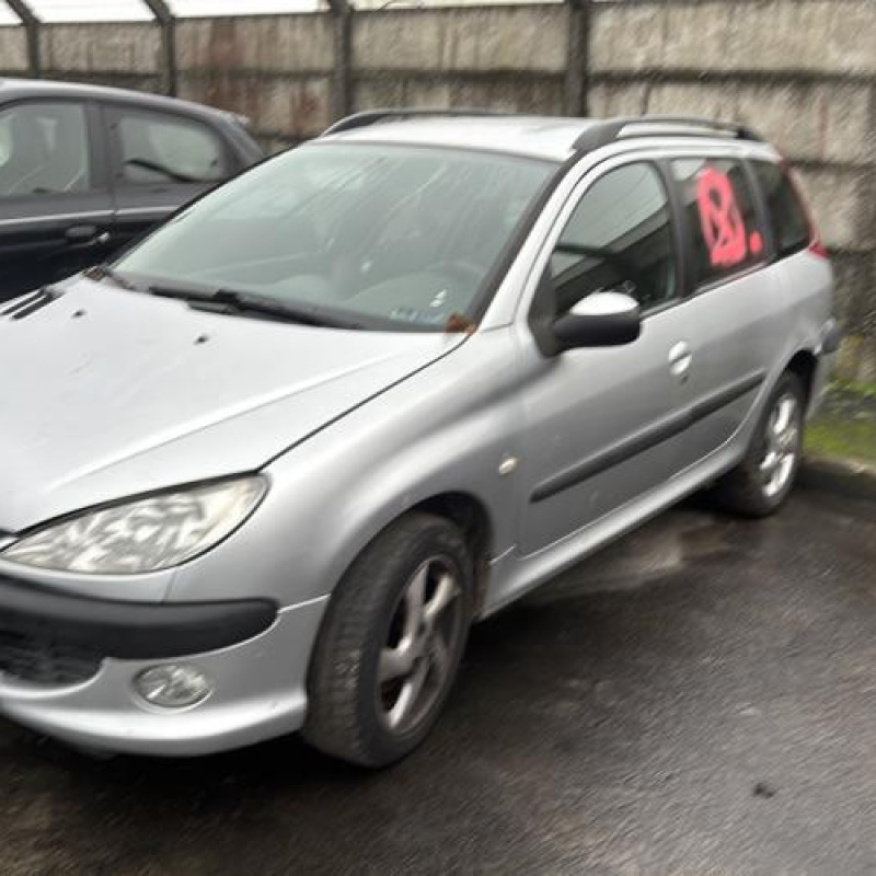 Malle/Hayon arriere PEUGEOT 206 Photo n°7
