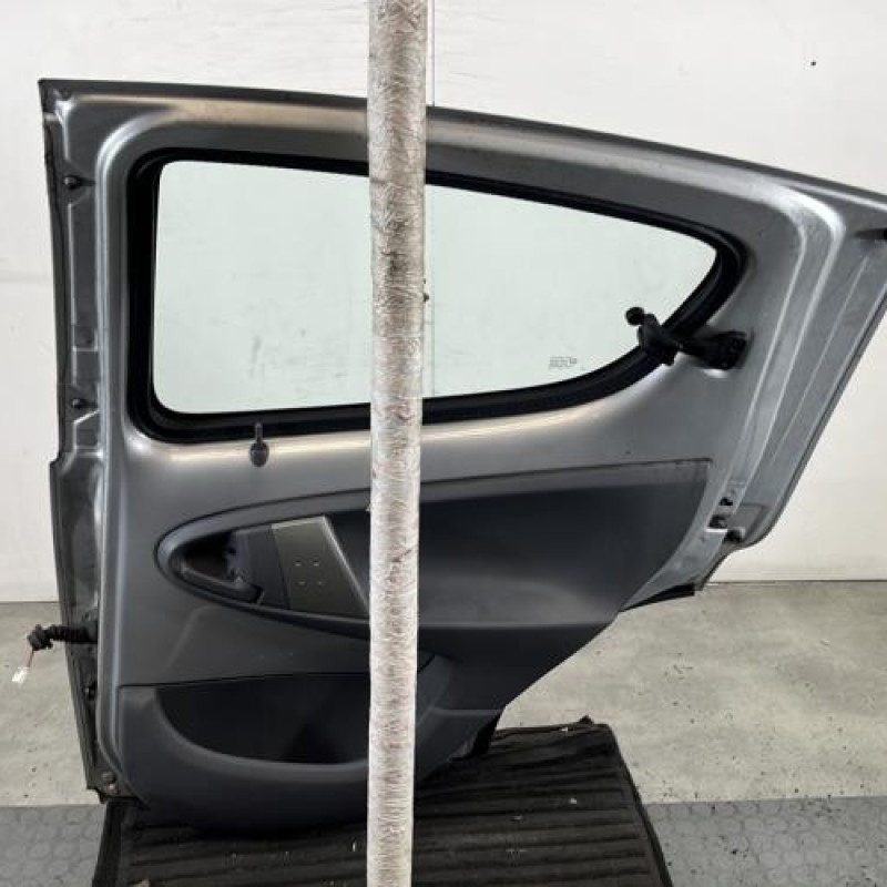 Porte arriere droit PEUGEOT 107 Photo n°6