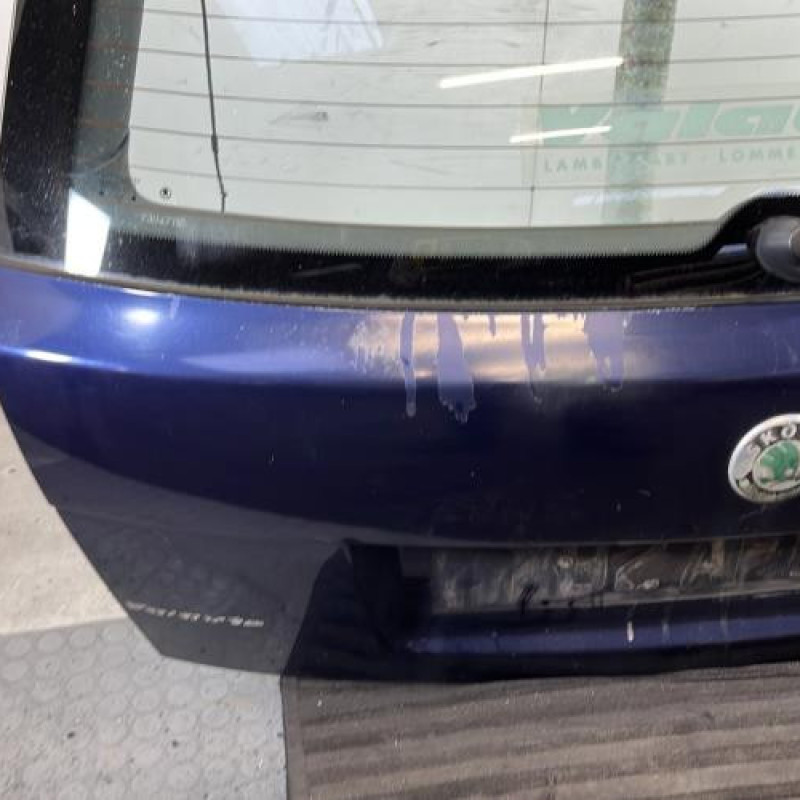 Malle/Hayon arriere SKODA FABIA 1 Photo n°5