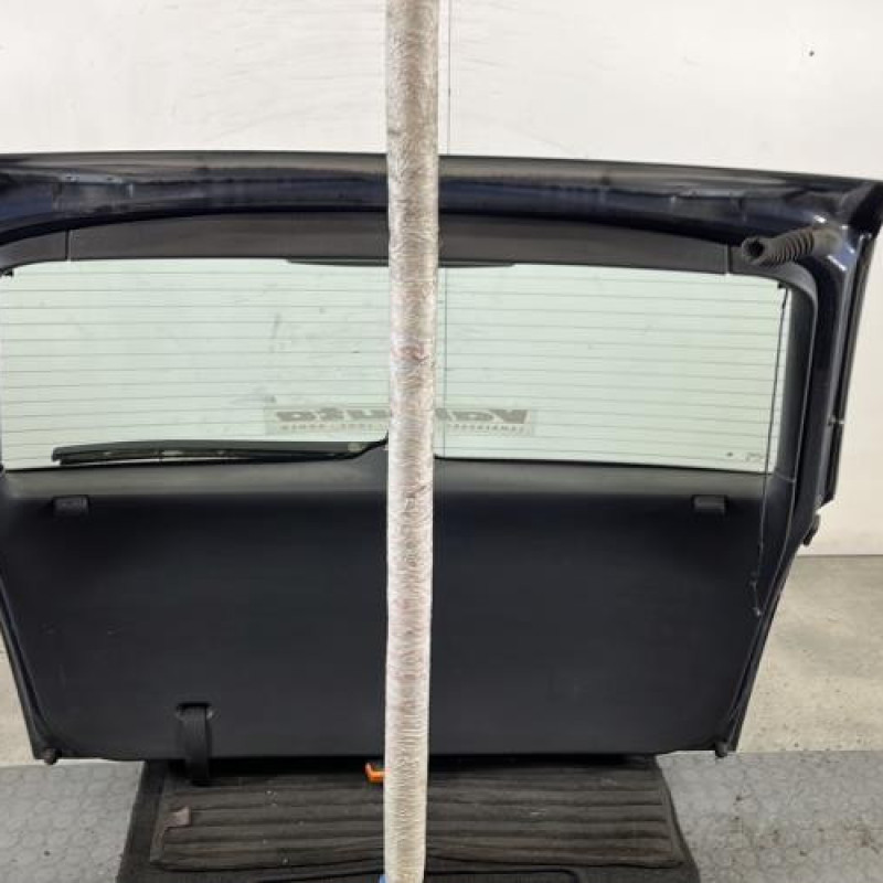 Malle/Hayon arriere SKODA FABIA 1 Photo n°6