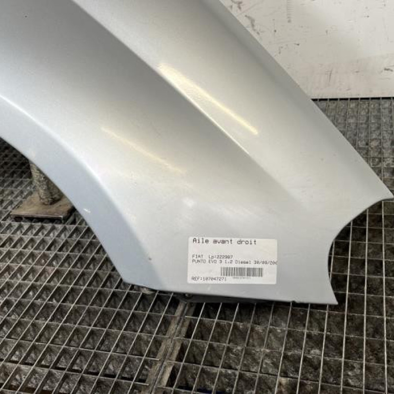 Aile avant droit FIAT PUNTO EVO 3 Photo n°2