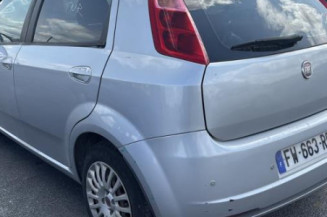 Aile avant droit FIAT PUNTO EVO 3