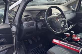 Aile avant gauche FIAT PUNTO EVO 3