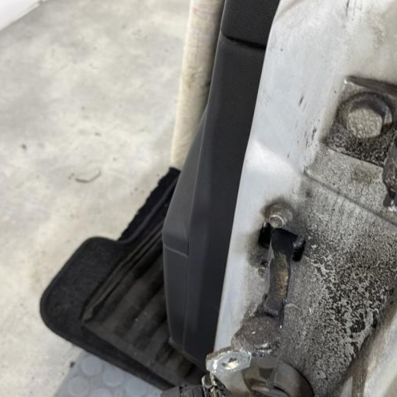 Porte avant gauche FIAT PUNTO EVO 3 Photo n°4