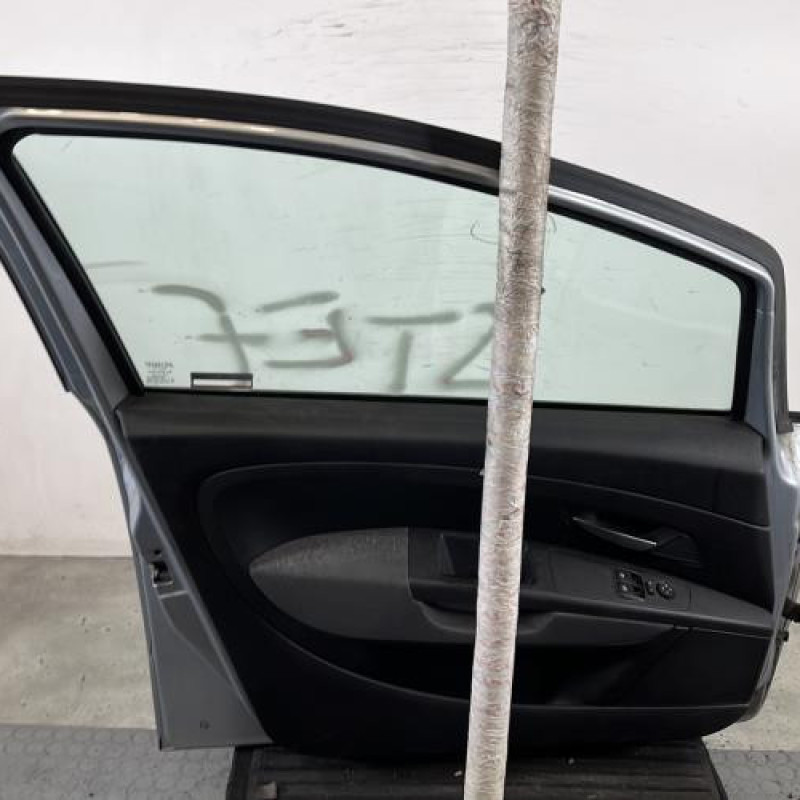 Porte avant gauche FIAT PUNTO EVO 3 Photo n°6