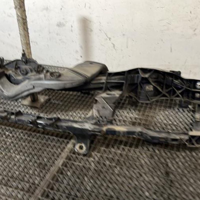 Face avant FORD FOCUS 2 Photo n°3