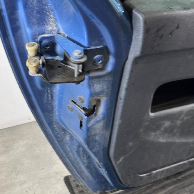 Porte laterale gauche RENAULT KANGOO 2 Photo n°6