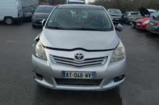Bouton de warning TOYOTA VERSO