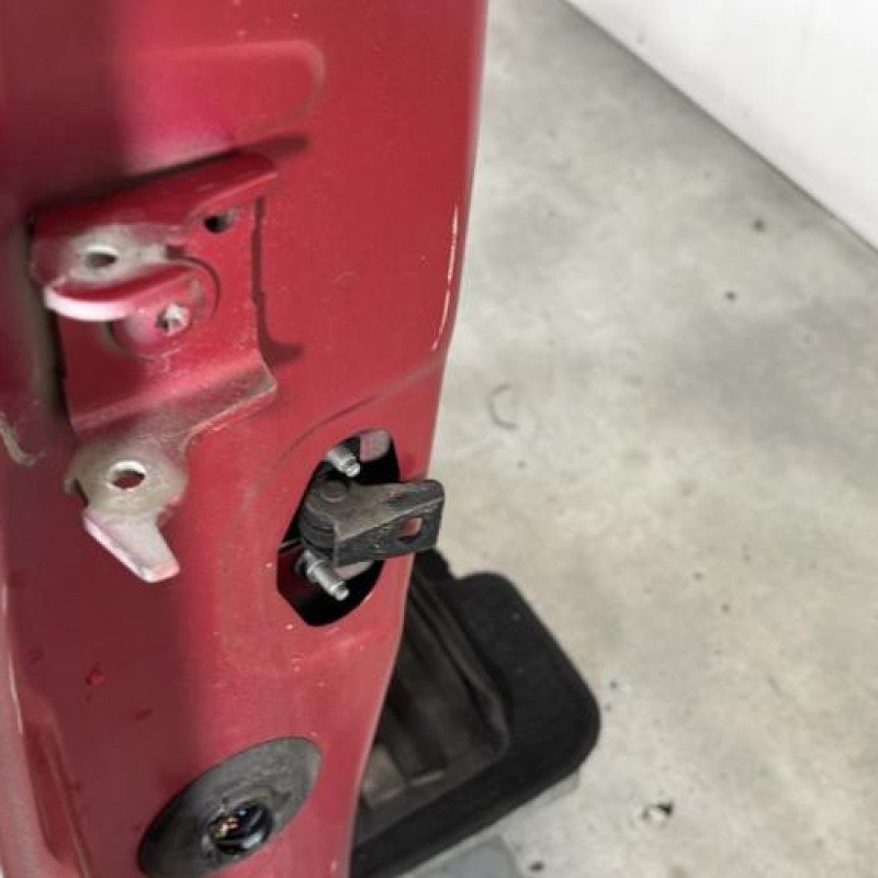 Porte avant droit PEUGEOT 208 1 Photo n°4