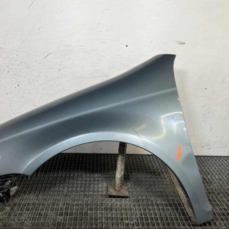 Aile avant gauche VOLKSWAGEN GOLF 5 Photo n°1