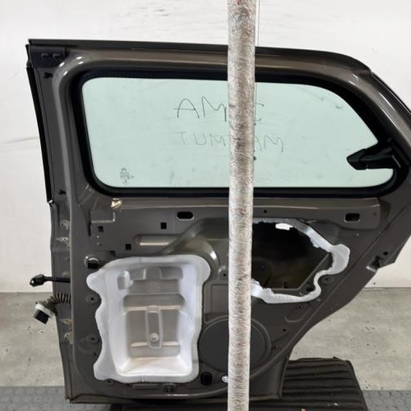 Porte arriere droit CITROEN C4 CACTUS Photo n°4