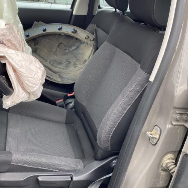 Porte arriere droit CITROEN C4 CACTUS Photo n°15