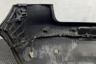 Pare choc arriere VOLKSWAGEN GOLF 5