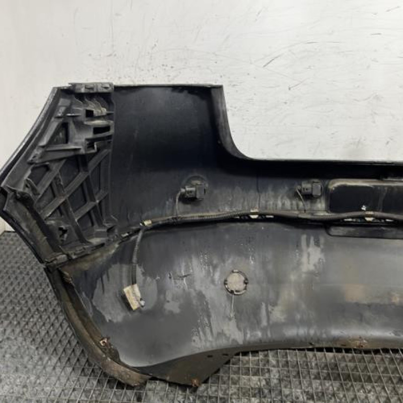 Pare choc arriere VOLKSWAGEN GOLF 5 Photo n°6