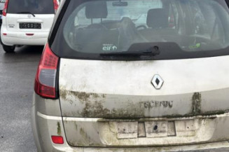 Pare choc arriere RENAULT SCENIC 2