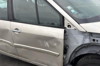 Pare choc arriere RENAULT SCENIC 2