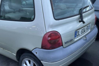 Pare choc arriere RENAULT TWINGO 1