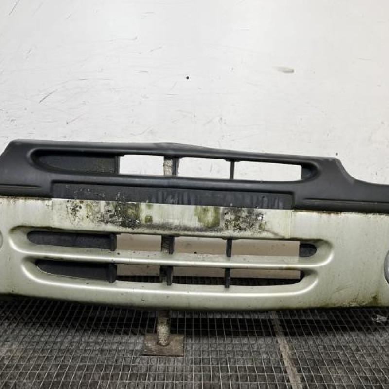 Pare choc avant RENAULT TWINGO 1 Photo n°1