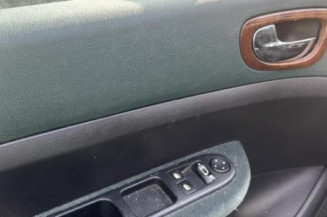 Pare choc arriere PEUGEOT 307