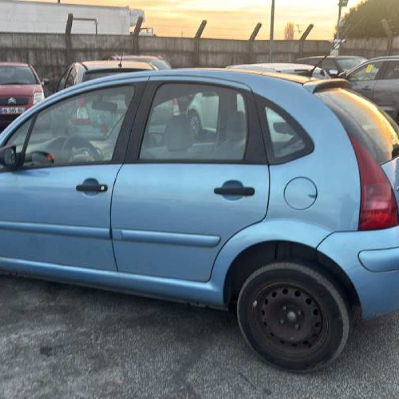 Pare choc arriere CITROEN C3 1 Photo n°12