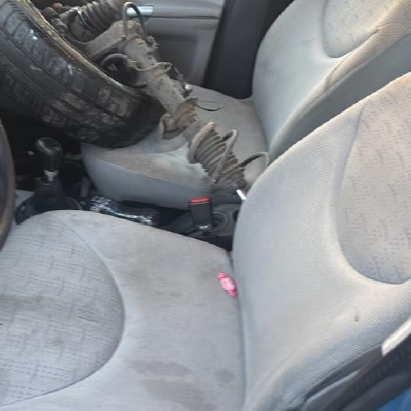 Pare choc arriere CITROEN C3 1 Photo n°18