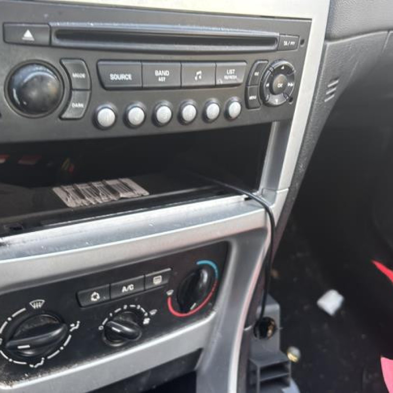 Reservoir essence PEUGEOT 307 Photo n°17