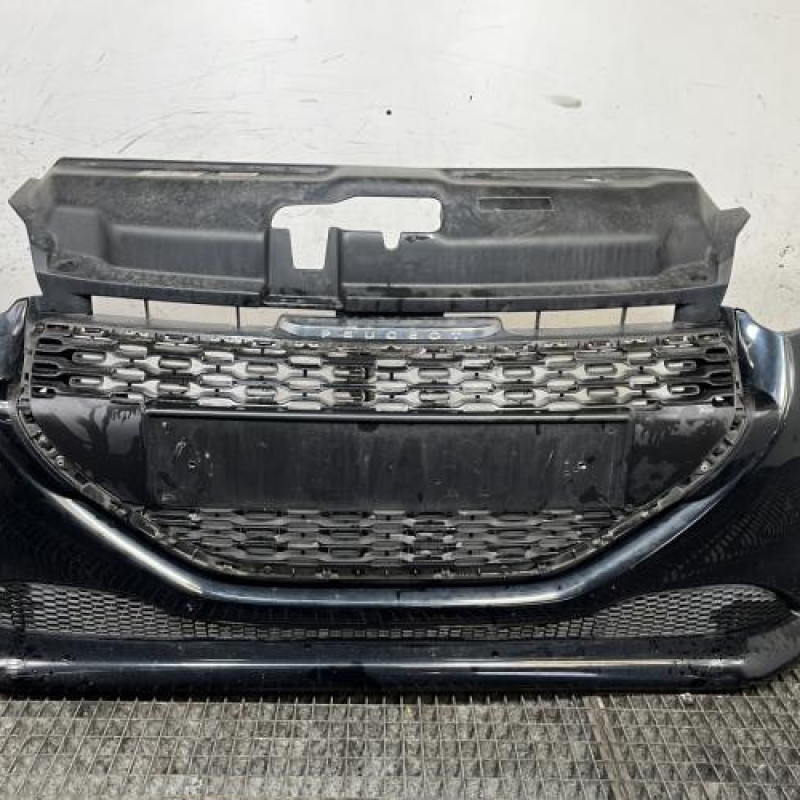 Pare choc avant PEUGEOT 208 1 Photo n°1