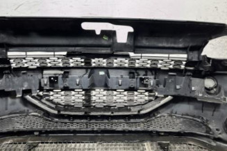 Pare choc avant PEUGEOT 208 1