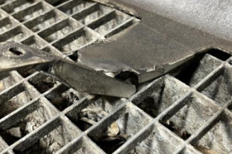 Pare choc arriere RENAULT SCENIC 2