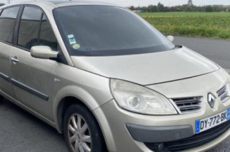 Pare choc arriere RENAULT SCENIC 2