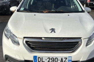 Pare choc avant PEUGEOT 2008 1