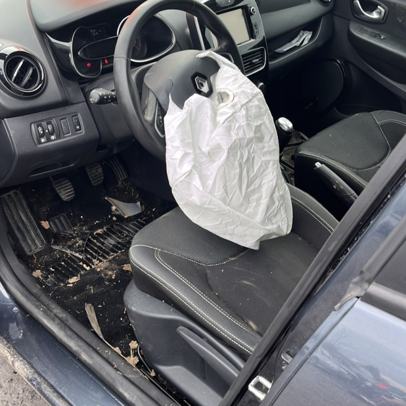 RENAULT CLIO 4 PHASE 2 1.5 DCI - 8V TURBO Photo n°5